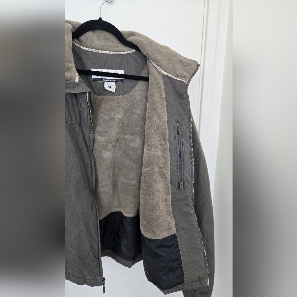 Columbia Men's Dark Gray Performance Jacket - Picture 4 of 6